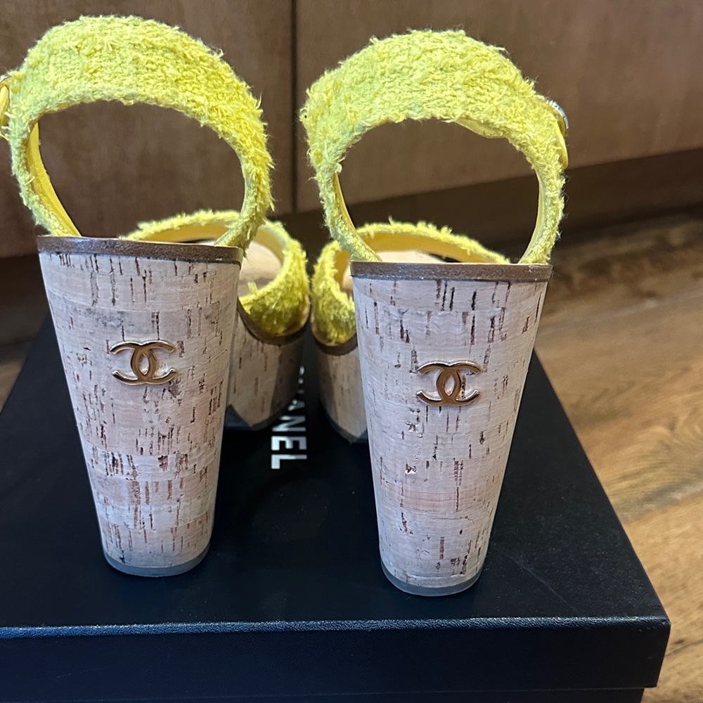 CHANEL Yellow Tweed Wedge Sandals - Picture 5 of 8